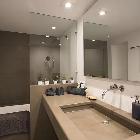 Posh & Minimal 1 Bd - Panathenaic Stadium Apartment *